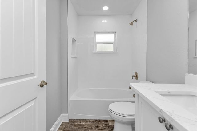 301 E VIRGINIA AVENUE, Punta Gorda, FL 33950