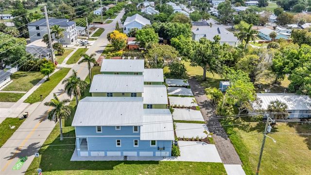301 E VIRGINIA AVENUE, Punta Gorda, FL 33950