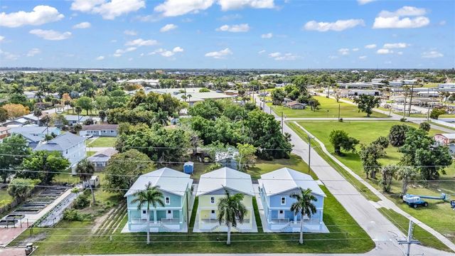 301 E VIRGINIA AVENUE, Punta Gorda, FL 33950