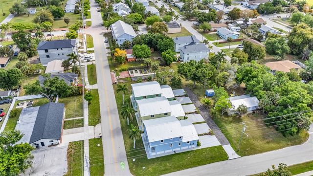 301 E VIRGINIA AVENUE, Punta Gorda, FL 33950