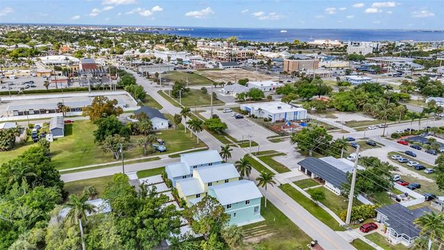 301 E VIRGINIA AVENUE, Punta Gorda, FL 33950