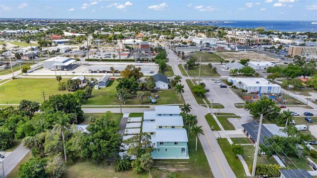 301 E VIRGINIA AVENUE, Punta Gorda, FL 33950