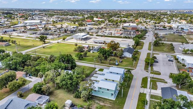 301 E VIRGINIA AVENUE, Punta Gorda, FL 33950