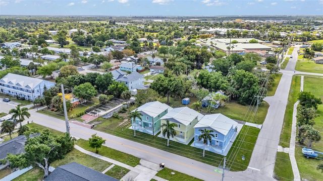 301 E VIRGINIA AVENUE, Punta Gorda, FL 33950