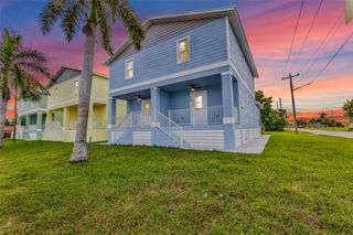 301 E VIRGINIA AVENUE, Punta Gorda, FL 33950
