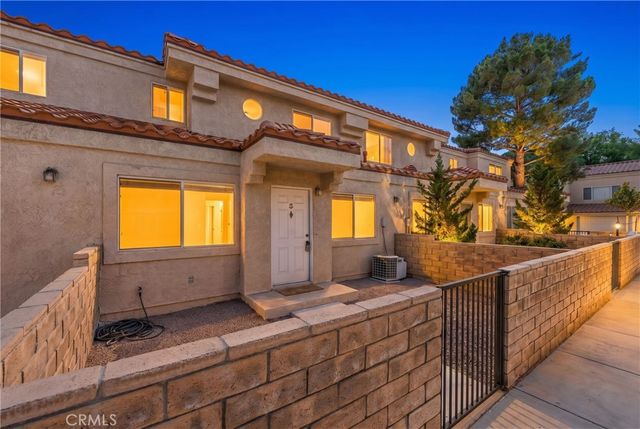 43441 30th St W 3, Lancaster, CA 93536