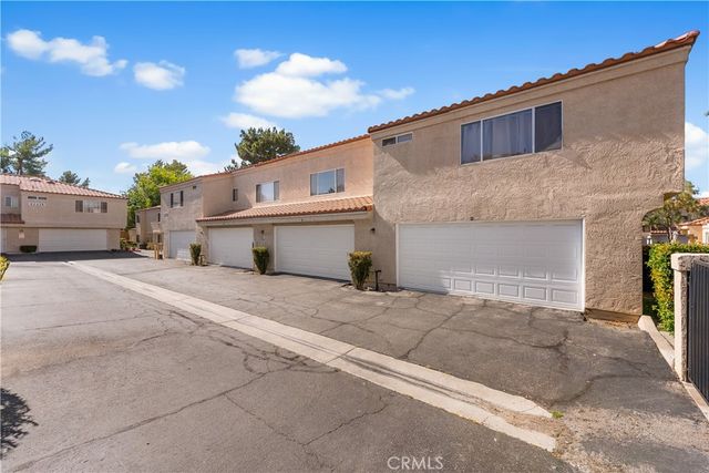 43441 30th St W 3, Lancaster, CA 93536