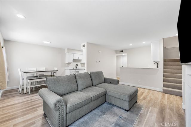 43441 30th St W 3, Lancaster, CA 93536