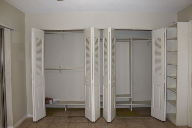 333 Northampton Q, West Palm Beach, FL 33417