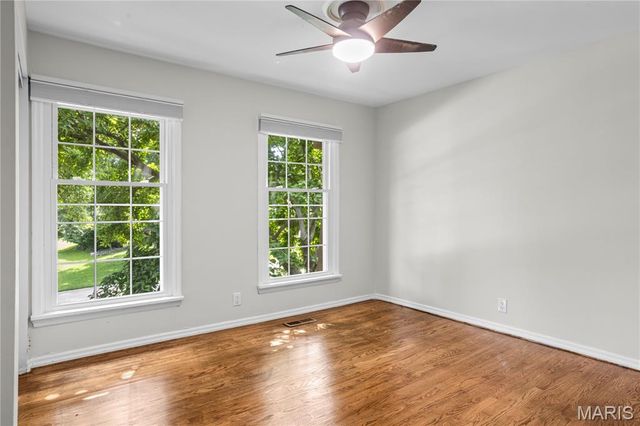 70 Glen Cove Drive, Chesterfield, MO 63017