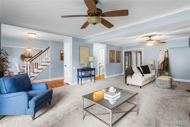 70 Glen Cove Drive, Chesterfield, MO 63017