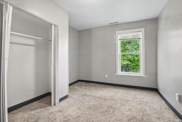 922 E Grove Street, Mishawaka, IN 46545