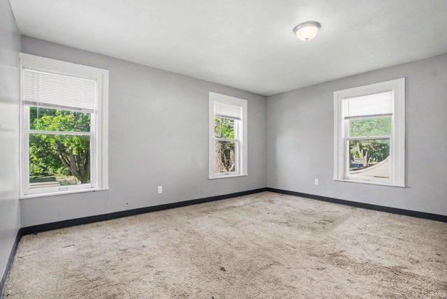 922 E Grove Street, Mishawaka, IN 46545