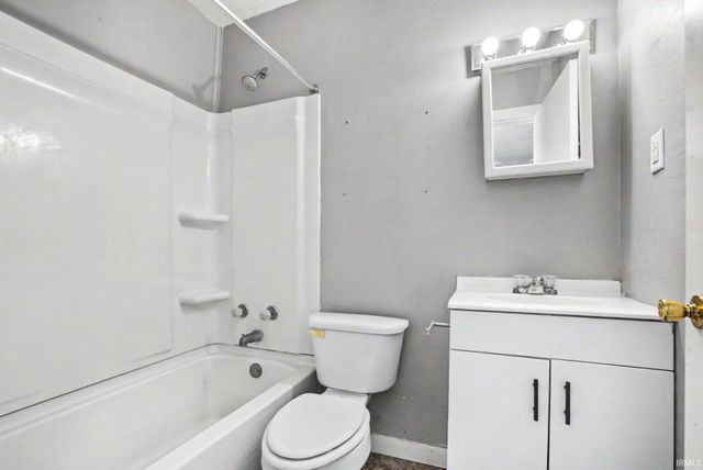922 E Grove Street, Mishawaka, IN 46545