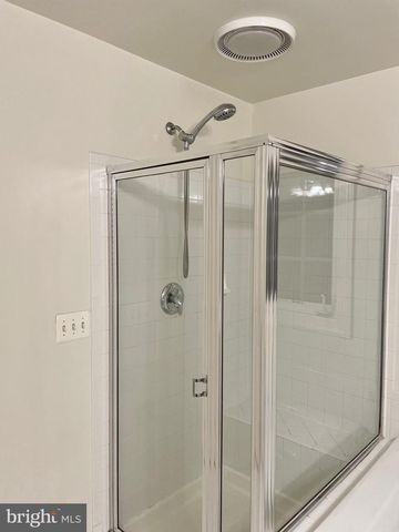 9135 SILVERSHADOW CT, Lorton, VA 22079