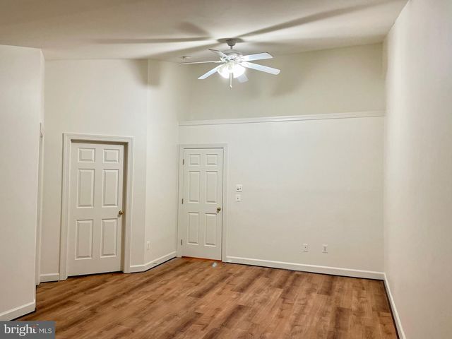 9135 SILVERSHADOW CT, Lorton, VA 22079