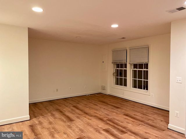 9135 SILVERSHADOW CT, Lorton, VA 22079