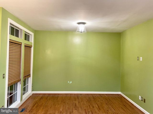 9135 SILVERSHADOW CT, Lorton, VA 22079