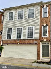9135 SILVERSHADOW CT, Lorton, VA 22079