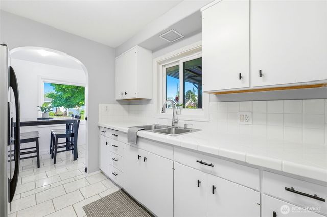 7032 Fawcett Avenue, Tacoma, WA 98408