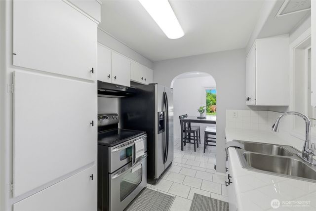 7032 Fawcett Avenue, Tacoma, WA 98408