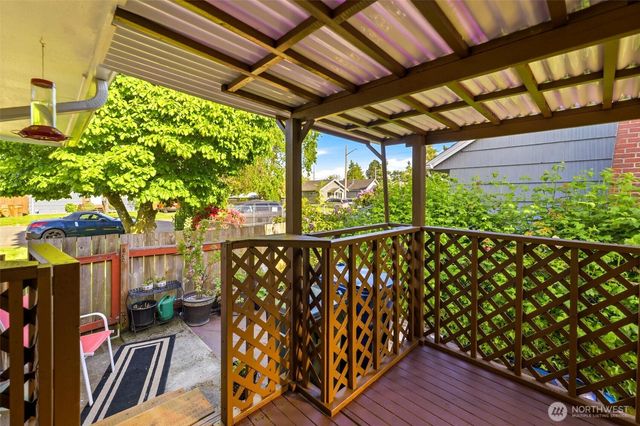7032 Fawcett Avenue, Tacoma, WA 98408