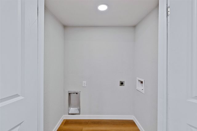 717 Bonham Street, Grand Prairie, TX 75050