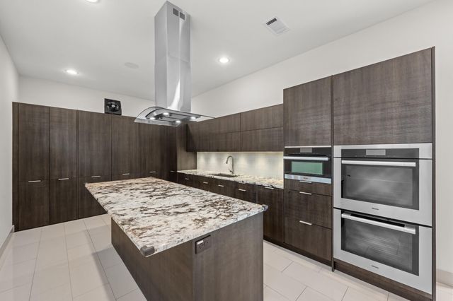 11511 Royal Plain Avenue, Houston, TX 77082