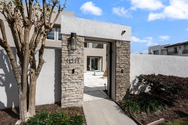 11511 Royal Plain Avenue, Houston, TX 77082