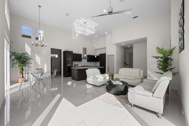 11511 Royal Plain Avenue, Houston, TX 77082