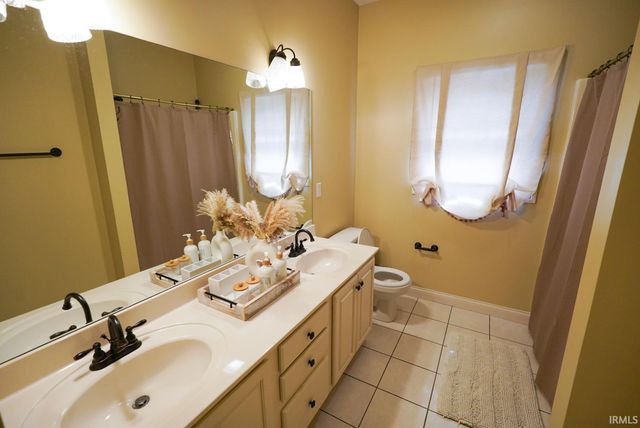 4266 Windhill Lane, Newburgh, IN 47630
