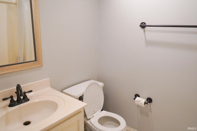 4266 Windhill Lane, Newburgh, IN 47630