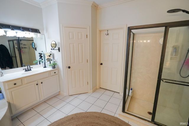 4266 Windhill Lane, Newburgh, IN 47630