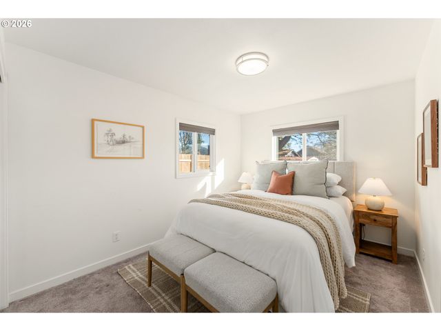 8114 Se 63RD Ave, Portland, OR 97206