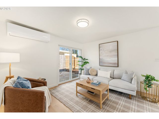 8114 Se 63RD Ave, Portland, OR 97206