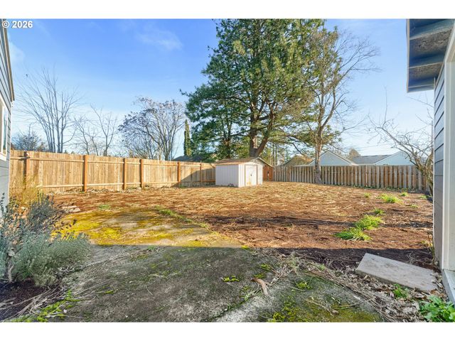 8114 Se 63RD Ave, Portland, OR 97206