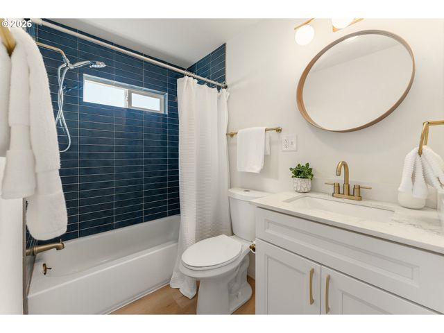 8114 Se 63RD Ave, Portland, OR 97206