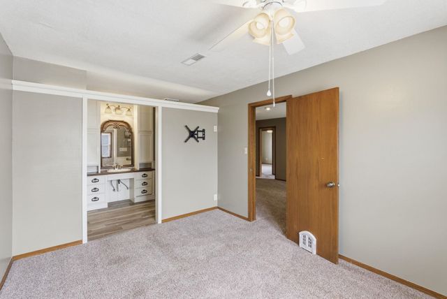 1612 W 29th St S, Wichita, KS 67217