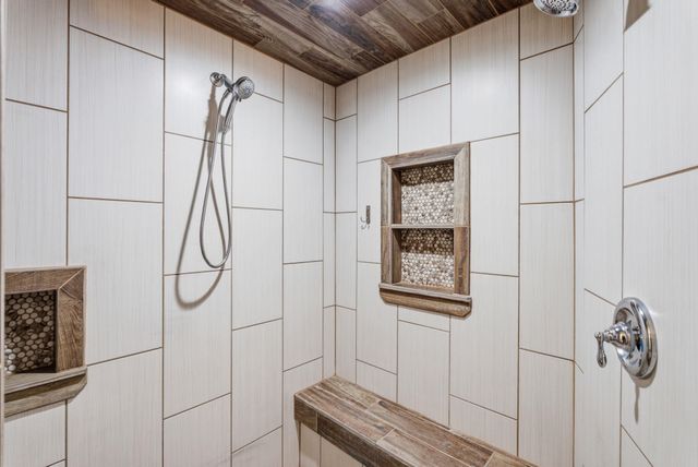 1612 W 29th St S, Wichita, KS 67217