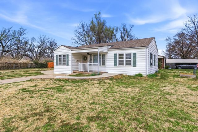 1612 W 29th St S, Wichita, KS 67217