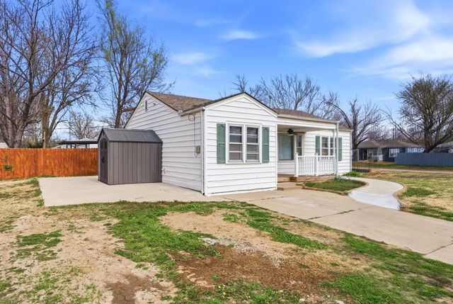 1612 W 29th St S, Wichita, KS 67217