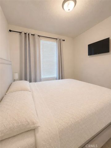 11449 N Via Campagna, Fresno, CA 93730