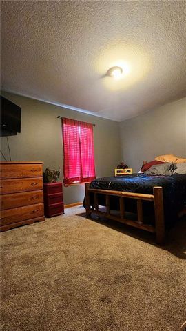 19504 Woodsbury Street, Independence, MO 64058