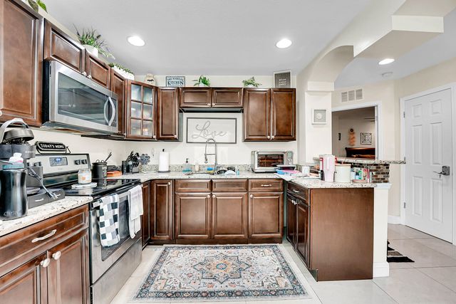 2856 Harson Way, Fort Pierce, FL 34946