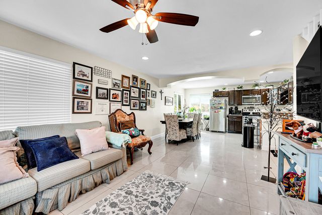 2856 Harson Way, Fort Pierce, FL 34946