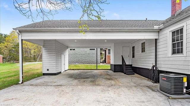 1036 Mebane Street, Burlington, NC 27217