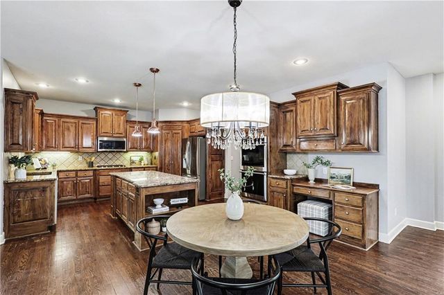 14274 W 156th Lane, Olathe, KS 66062