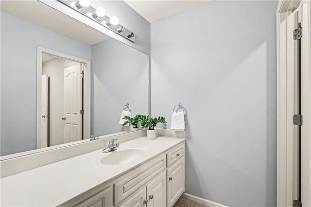 14274 W 156th Lane, Olathe, KS 66062