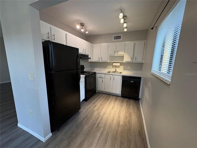 2683 OAK PARK WAY 214, Orlando, FL 32822