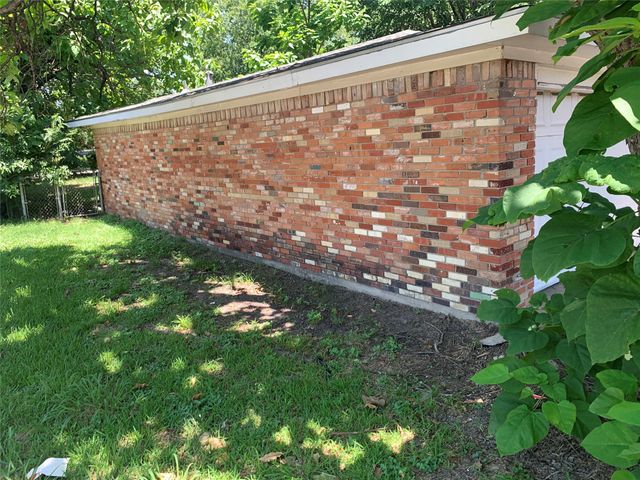 1317 W Bruton Road, Mesquite, TX 75149